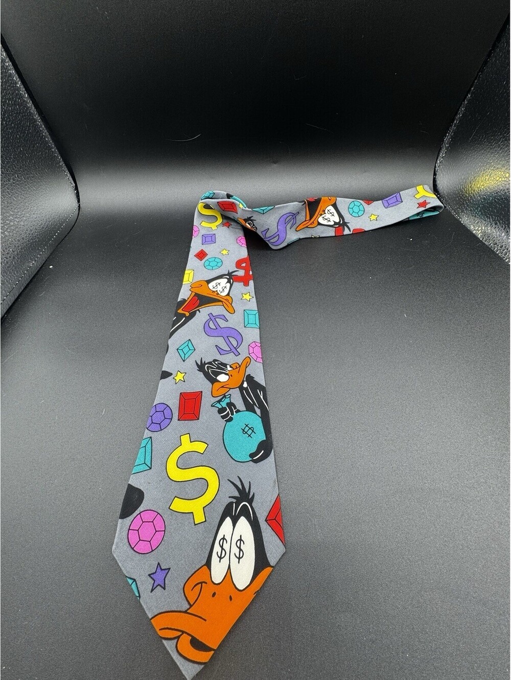 Vintage 1993 Looney Tunes Daffy Duck Silk Tie Money Bags Gems Warner Bros